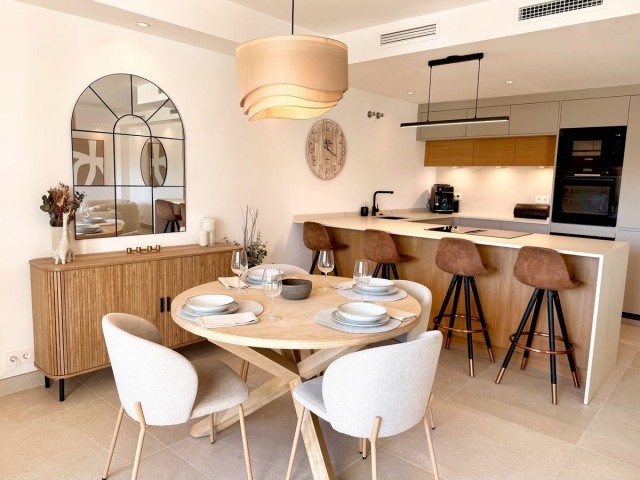 4 Bedrooms Townhouse in Estepona