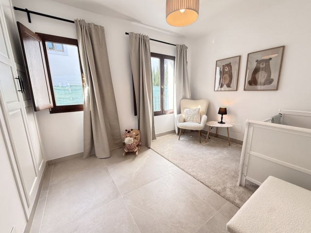 4 Bedrooms Townhouse in Estepona