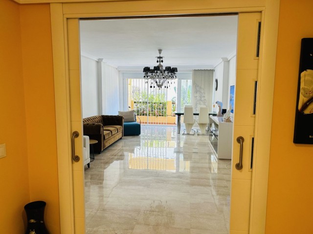 2 Schlafzimmer Apartment in Elviria