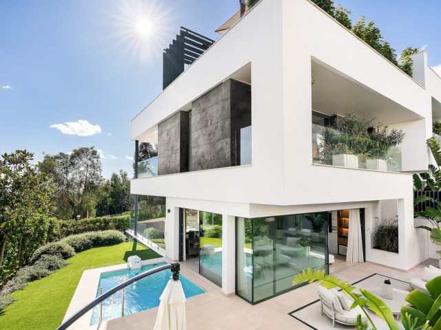 4 Bedrooms Villa in Sierra Blanca