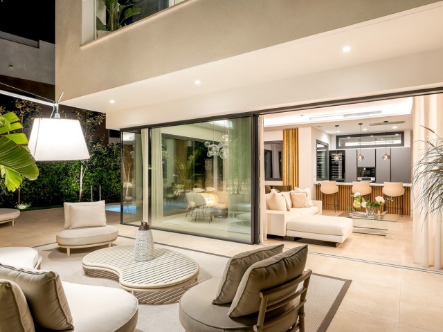 4 Bedrooms Villa in Sierra Blanca