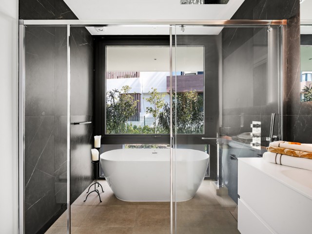 4 Bedrooms Villa in Sierra Blanca