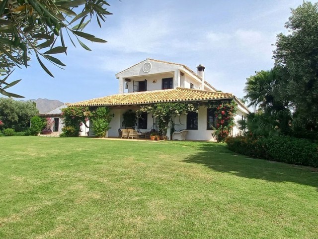 Villa con 4 Dormitorios  en Entrerrios