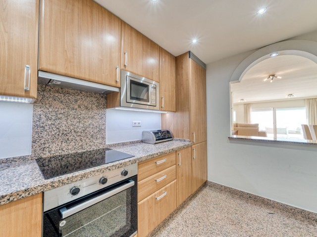 2 Bedrooms Apartment in Estepona
