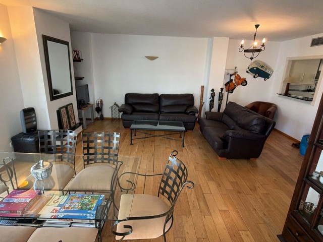 Apartamento con 2 Dormitorios  en Nueva Andalucía