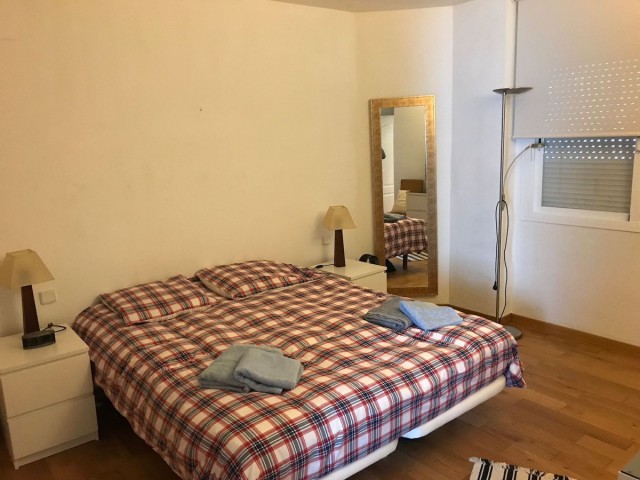 Apartamento con 2 Dormitorios  en Nueva Andalucía