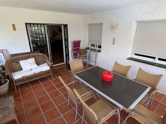 Apartamento con 2 Dormitorios  en Nueva Andalucía