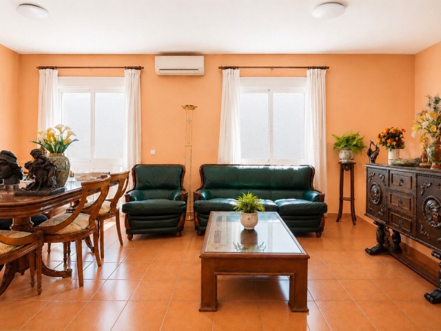 4 Bedrooms Townhouse in San Pedro de Alcántara