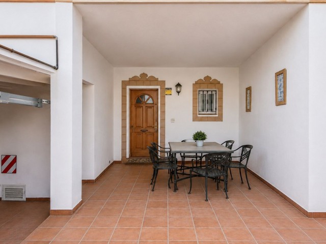 4 Bedrooms Townhouse in San Pedro de Alcántara