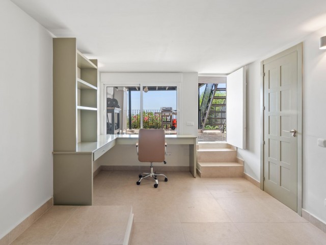 2 Slaapkamer Rijtjeshuis in Altos de los Monteros