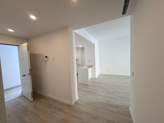 2 Bedrooms Apartment in Estepona