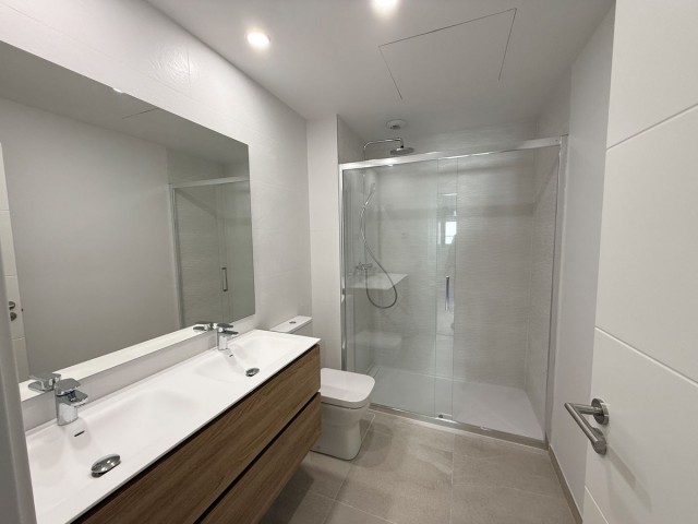 2 Bedrooms Apartment in Estepona