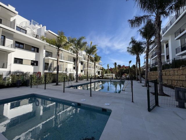 2 Bedrooms Apartment in Estepona