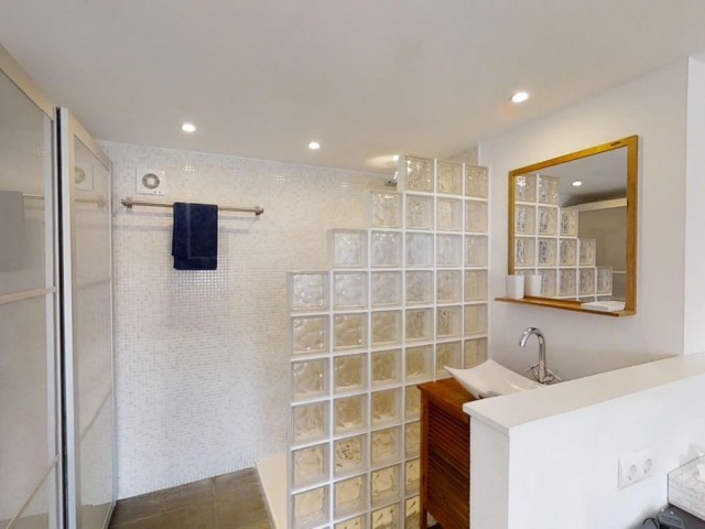 6 Bedrooms Villa in Mijas