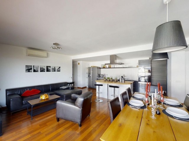 6 Bedrooms Villa in Mijas