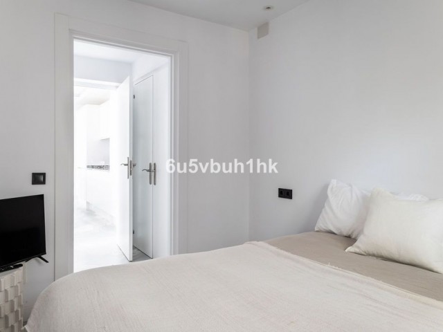 2 Bedrooms Apartment in Benahavís