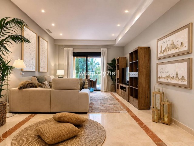 2 Bedrooms Apartment in Puerto Banús