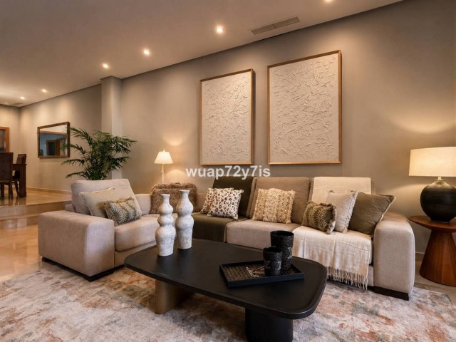 2 Bedrooms Apartment in Puerto Banús