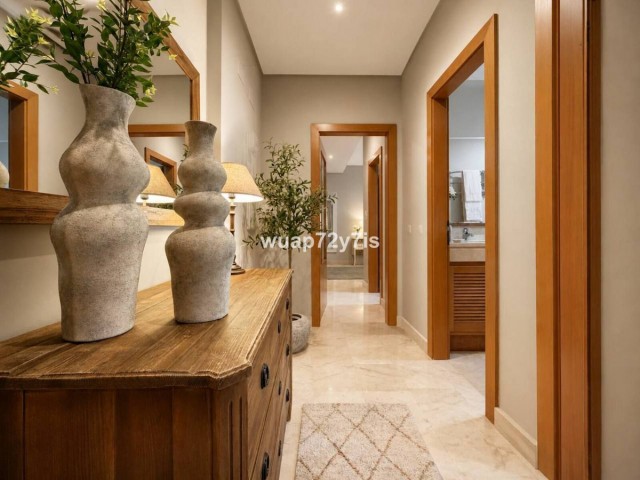 2 Bedrooms Apartment in Puerto Banús