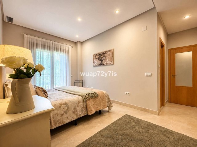 2 Bedrooms Apartment in Puerto Banús