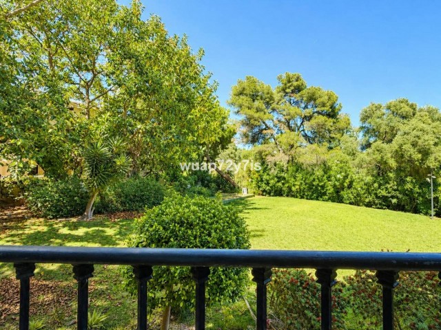 2 Bedrooms Apartment in Puerto Banús