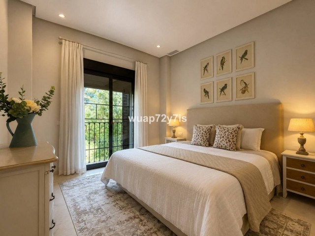 2 Bedrooms Apartment in Puerto Banús