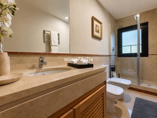2 Bedrooms Apartment in Puerto Banús