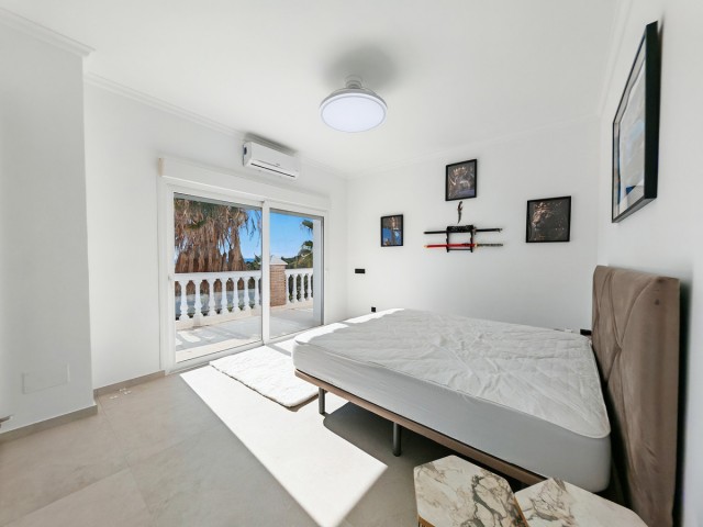 Villa avec 9 Chambres  à Benalmadena