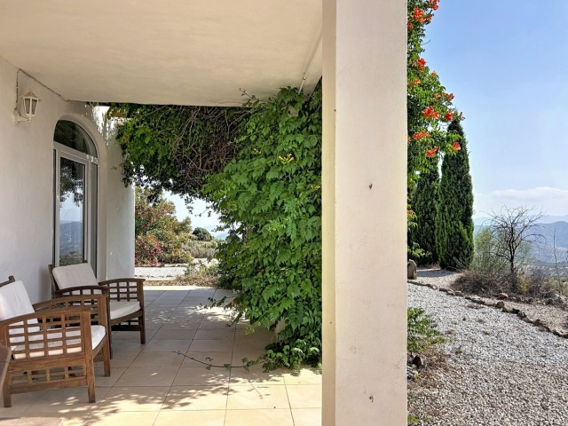 4 Schlafzimmer Villa in Canillas de Aceituno