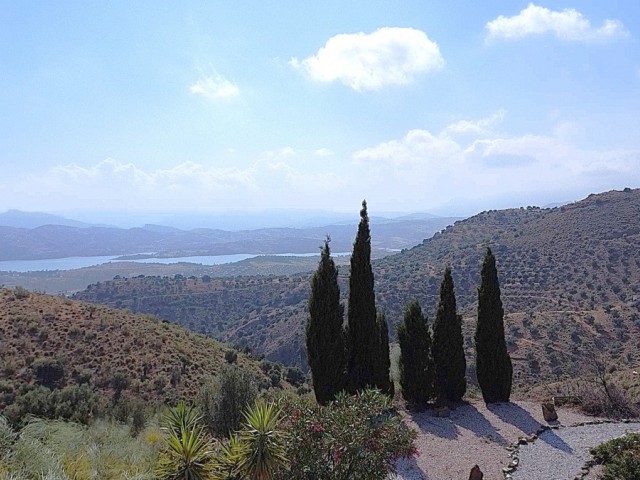 4 Schlafzimmer Villa in Canillas de Aceituno