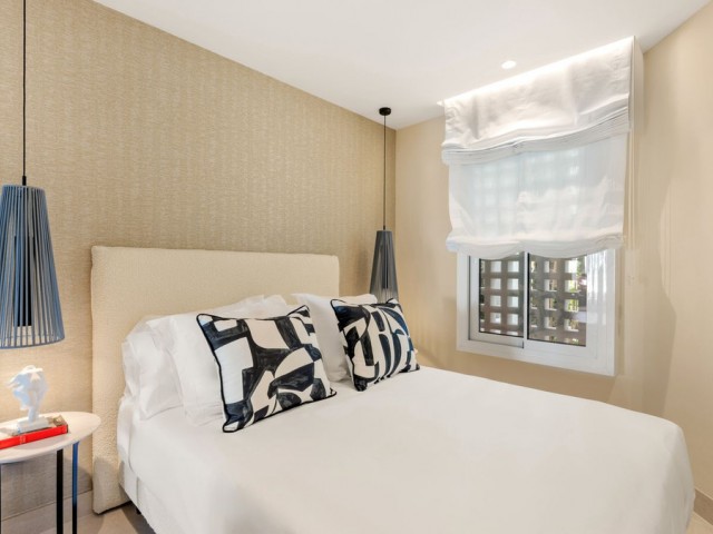 Appartement avec 3 Chambres  à Estepona