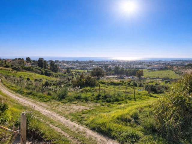 Villa avec 4 Chambres  à Nueva Andalucía
