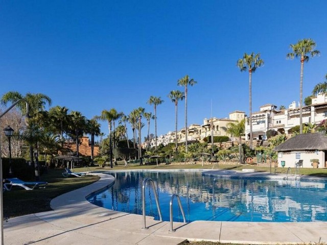 3 Schlafzimmer Reihenhaus in Guadalmina Baja