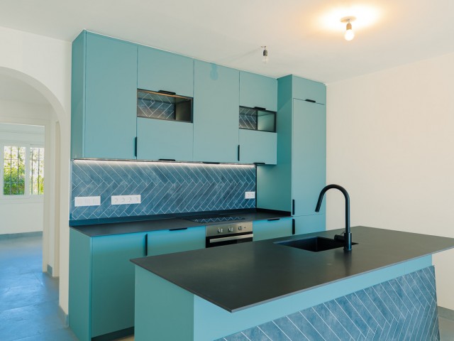 Apartamento con 3 Dormitorios  en Nueva Andalucía