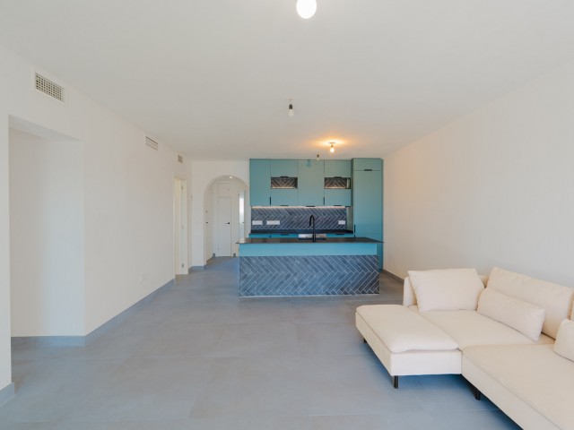 Apartamento con 3 Dormitorios  en Nueva Andalucía
