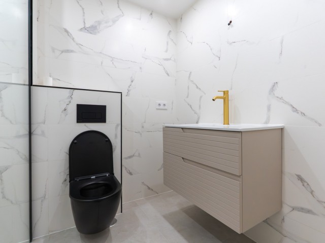 Apartamento con 3 Dormitorios  en Nueva Andalucía