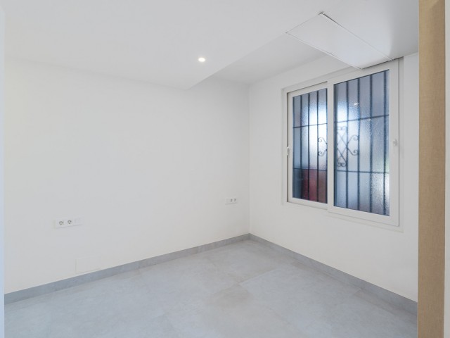 Apartamento con 3 Dormitorios  en Nueva Andalucía