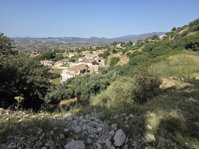  Plot in Mijas