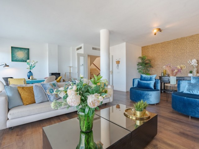 6 Slaapkamer Rijtjeshuis in Málaga Centro