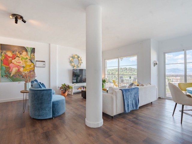 6 Slaapkamer Rijtjeshuis in Málaga Centro