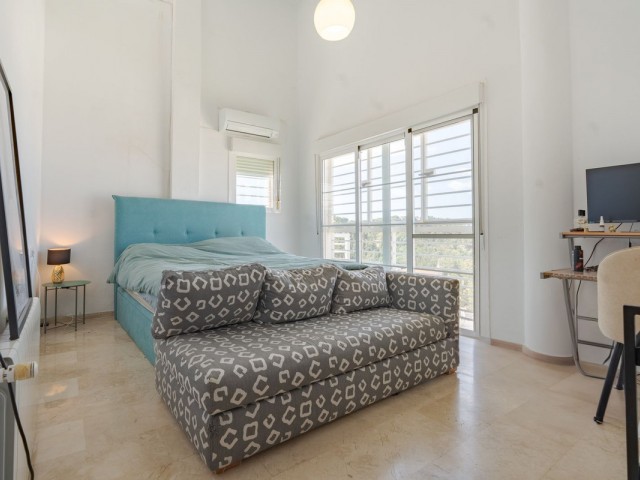6 Slaapkamer Rijtjeshuis in Málaga Centro