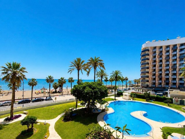 4 Bedrooms Apartment in Torremolinos