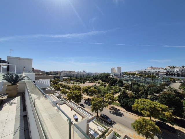 3 Bedrooms Apartment in Estepona
