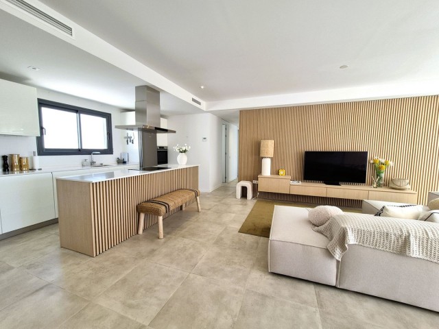3 Bedrooms Apartment in Estepona