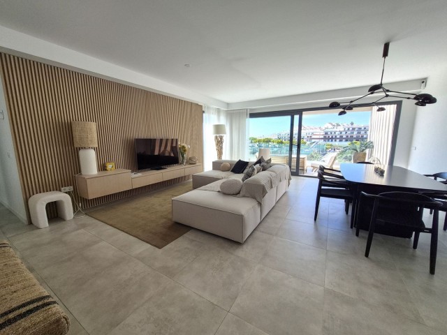 3 Bedrooms Apartment in Estepona