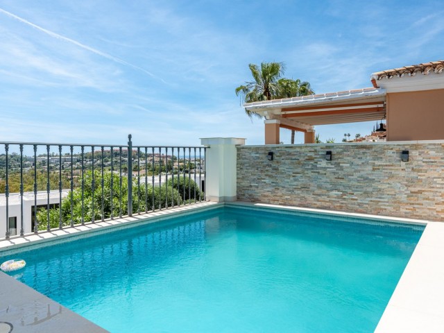 3 Schlafzimmer Reihenhaus in Nueva Andalucía