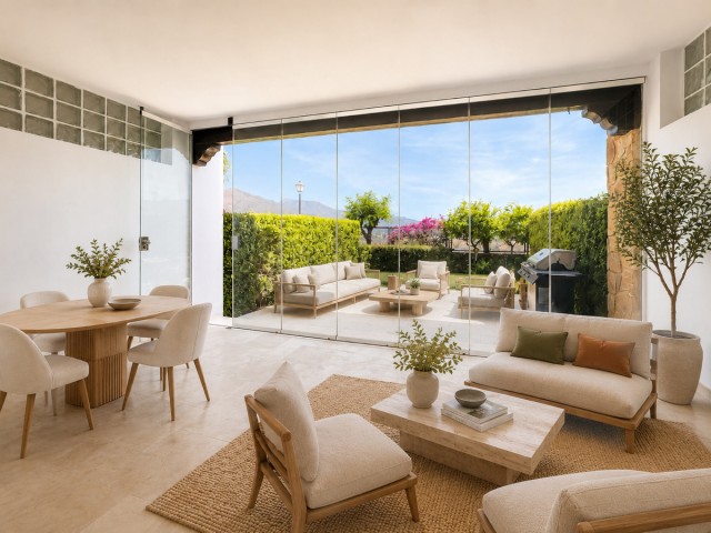 Maison mitoyenne avec 3 Chambres  à La Cala Golf