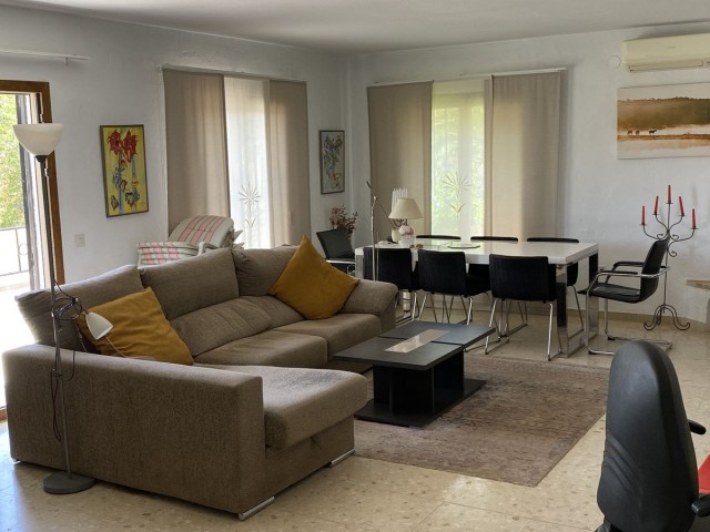 4 Bedrooms Villa in Mijas