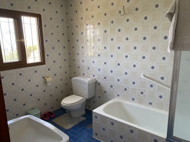 4 Bedrooms Villa in Mijas