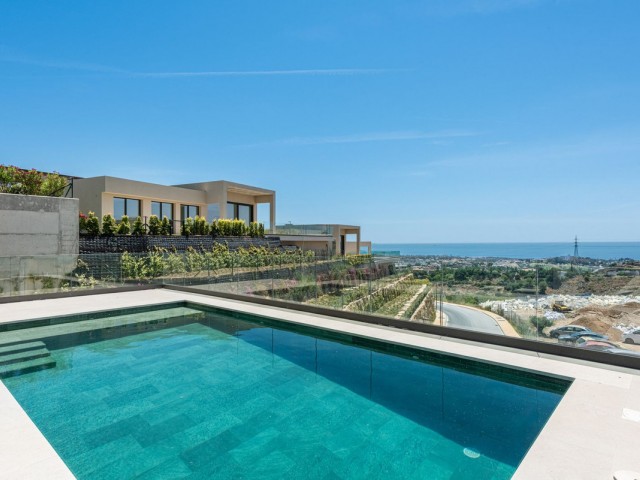 Villa con 3 Dormitorios  en Benahavís